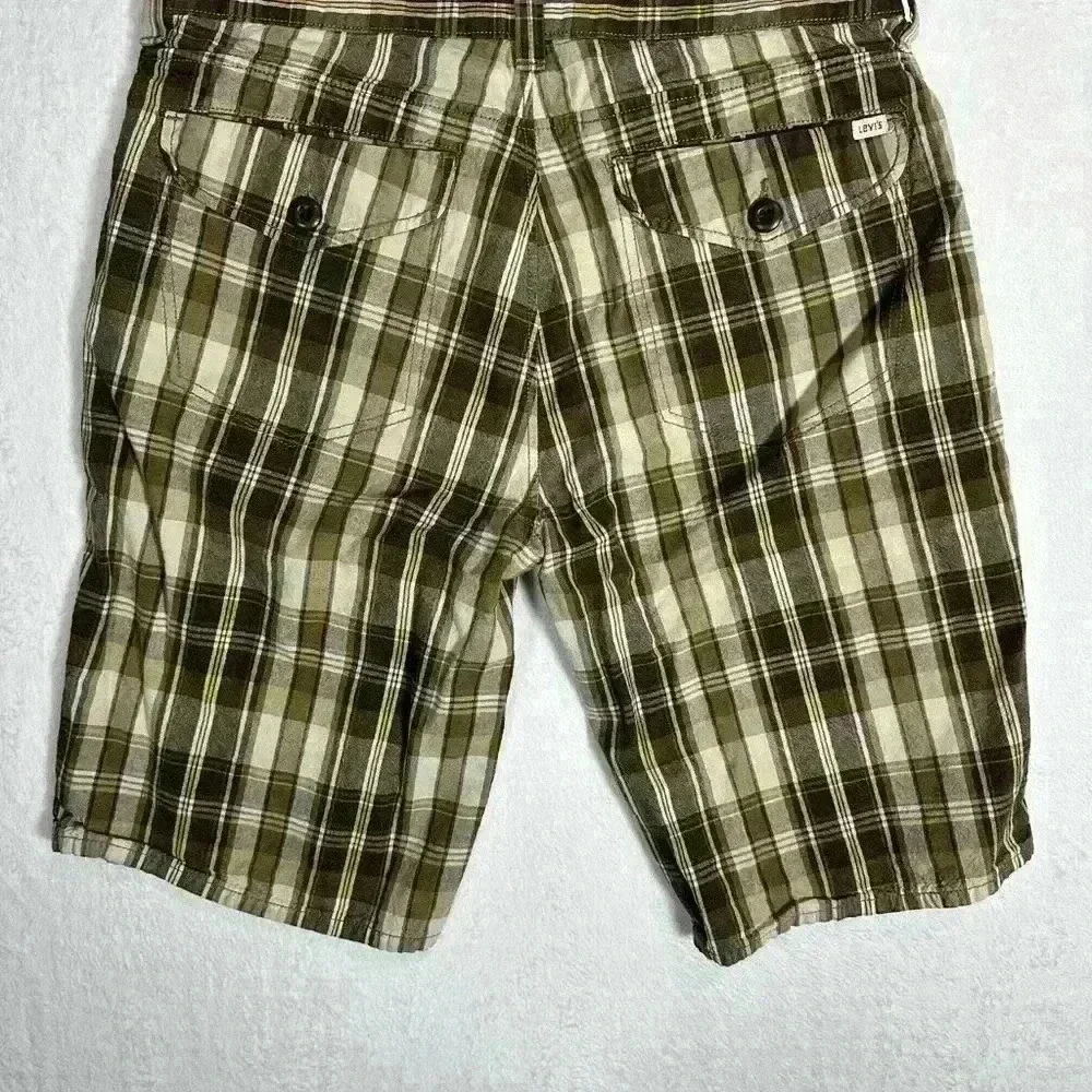 Vintage Y2K Levi's Shoreline Plaid Bermuda Shorts Brown Flat Front Mens Size 33‎